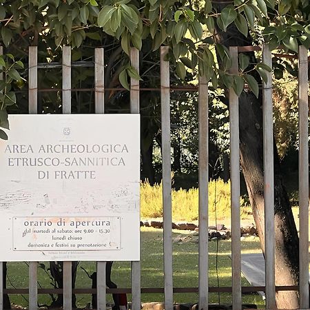 L'Angolo Degli Etruschi Salerno Exterior foto