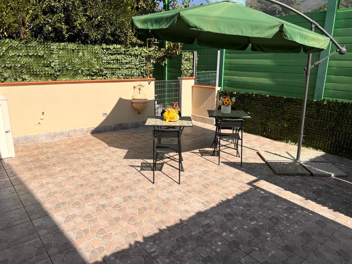 L'Angolo Degli Etruschi Salerno Exterior foto