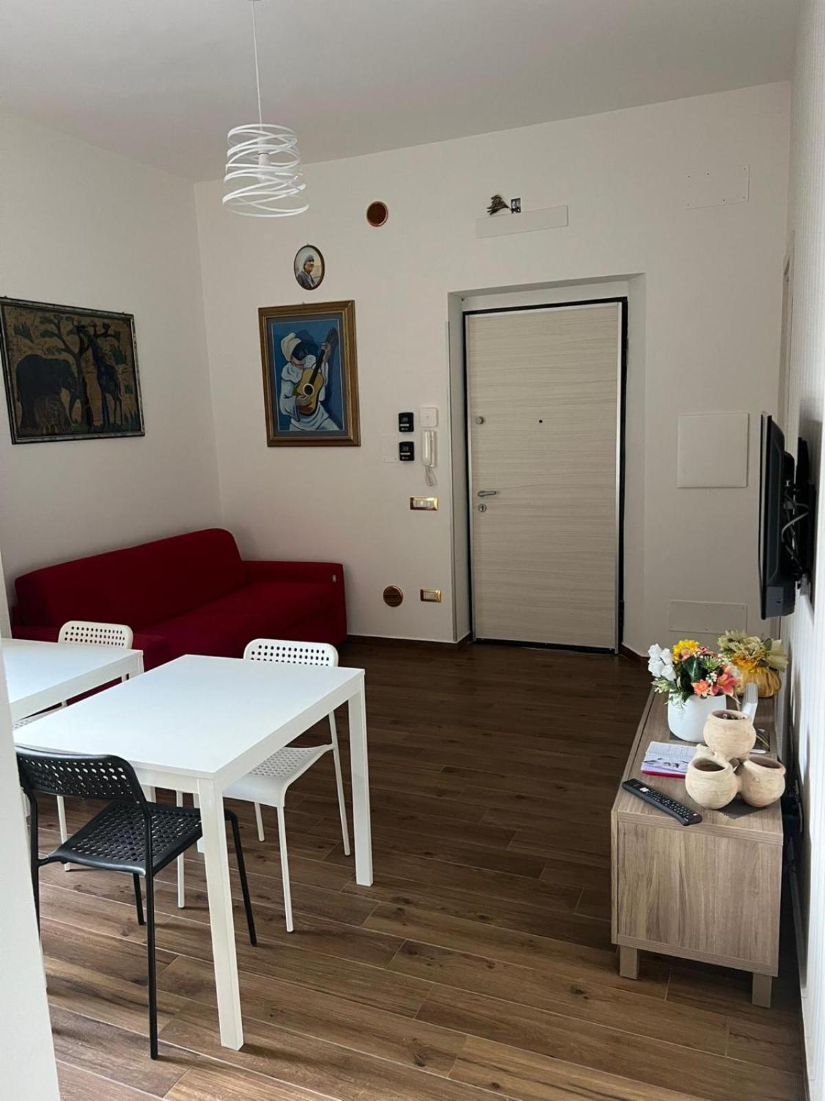 L'Angolo Degli Etruschi Salerno Exterior foto